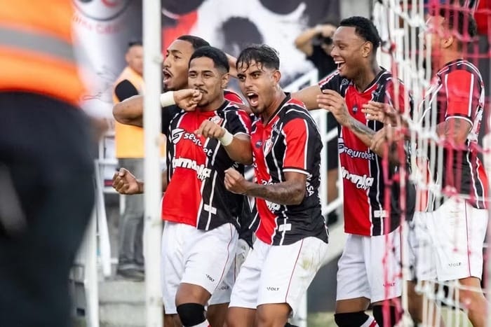 Série D: Resultado Importante para Joinville-SC em Derrota por 0 a 0 contra Azuriz-PR