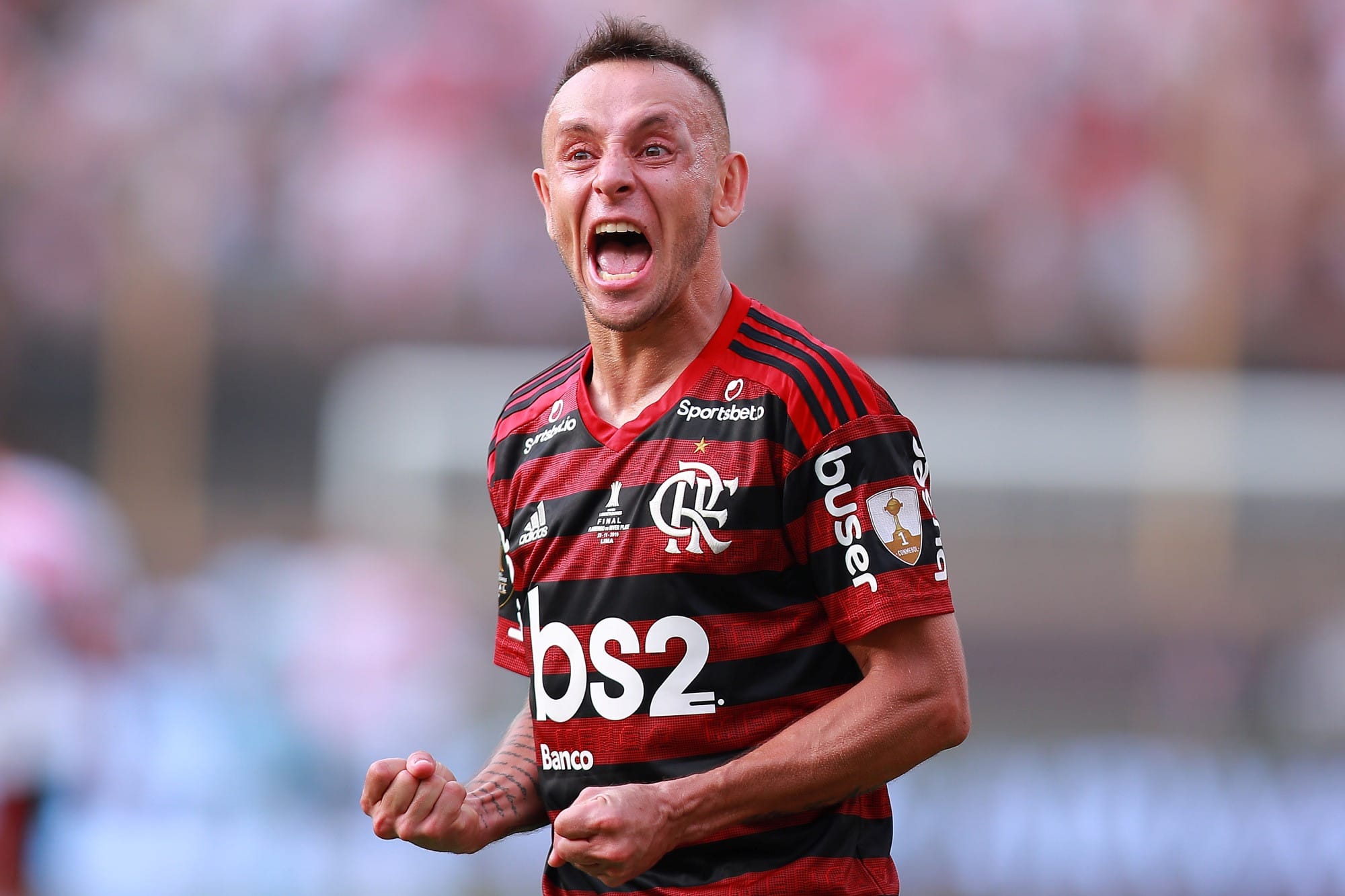 Aposentadoria do Rafinha: A Despedida de um Lateral de Elite após 22 Anos de Glória