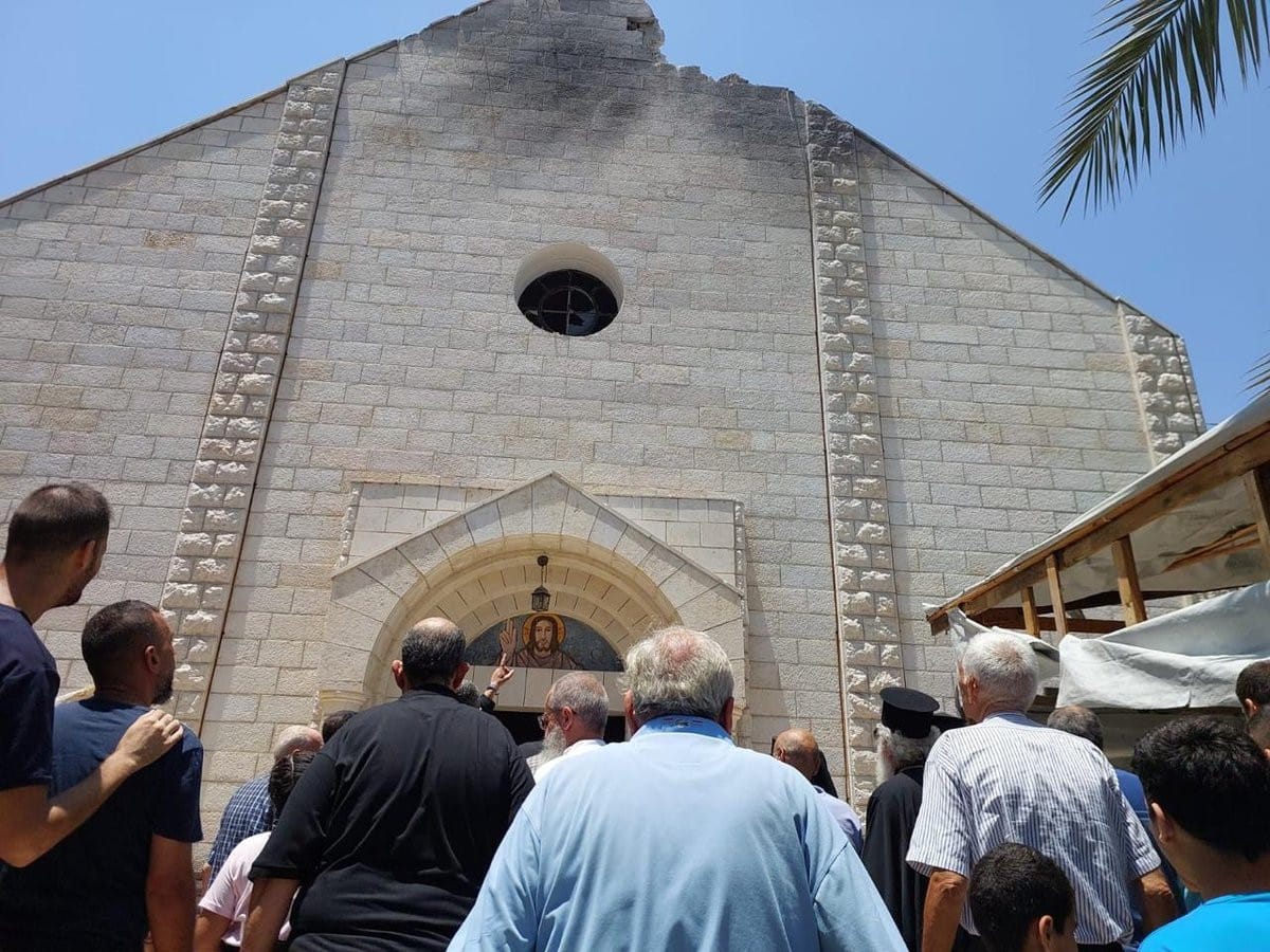 Ataque contra igreja em Gaza: Israel confirma bombardeio acidental que matou três pessoas