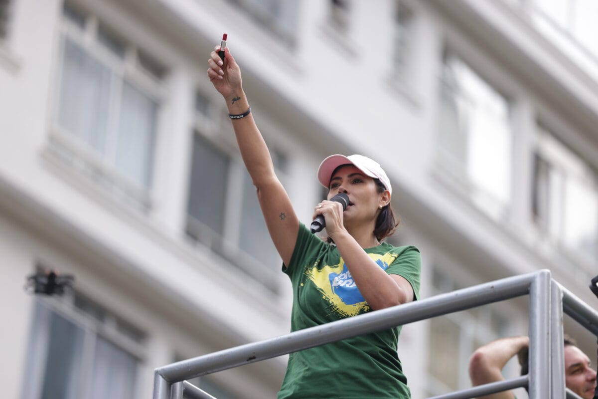 Comunicação Petista: Vídeos de Teônia Pereira Apagados Judicialmente após Ofensas à Michelle Bolsonaro
