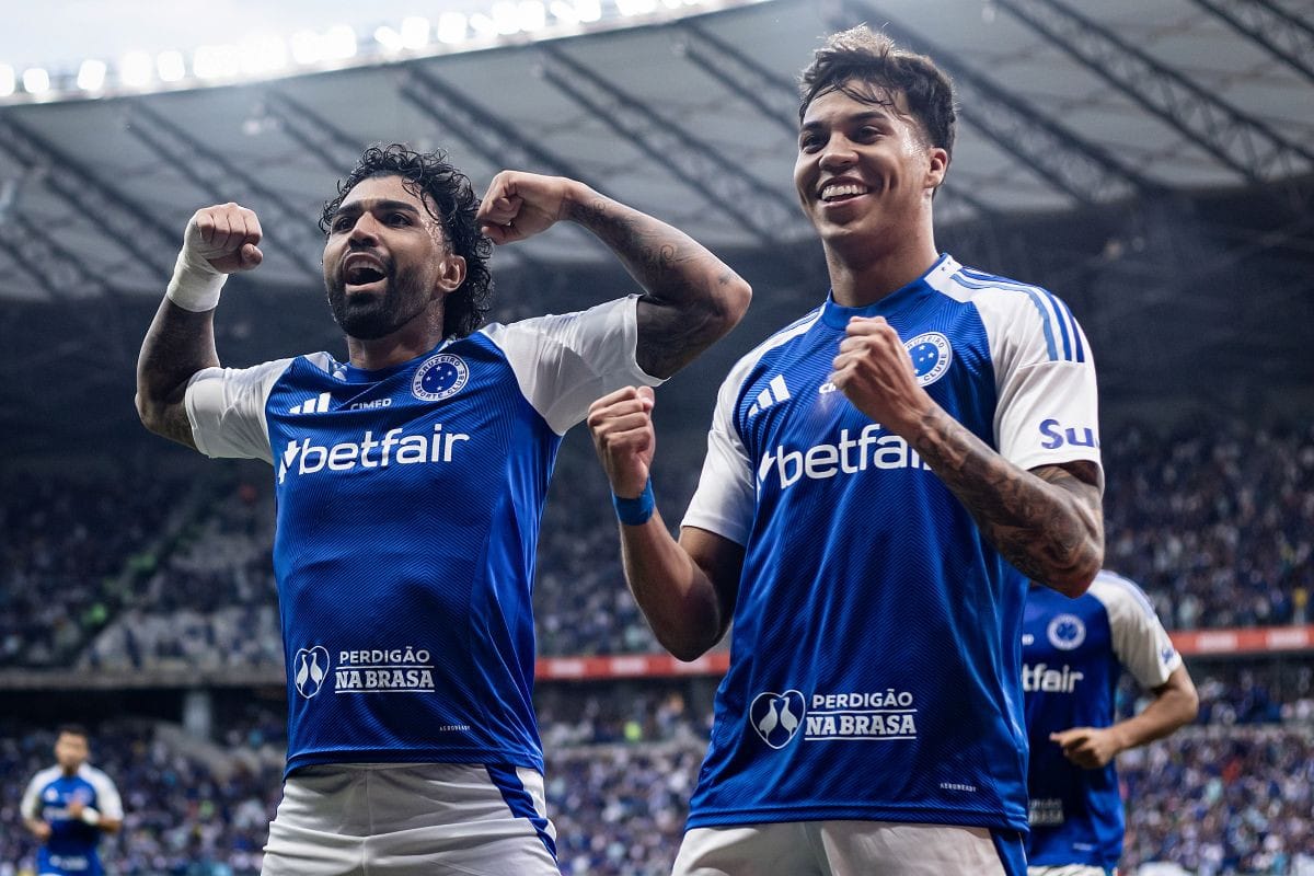 Cruzeiro Goleia Juventude e Consolida Liderança no Brasileirão