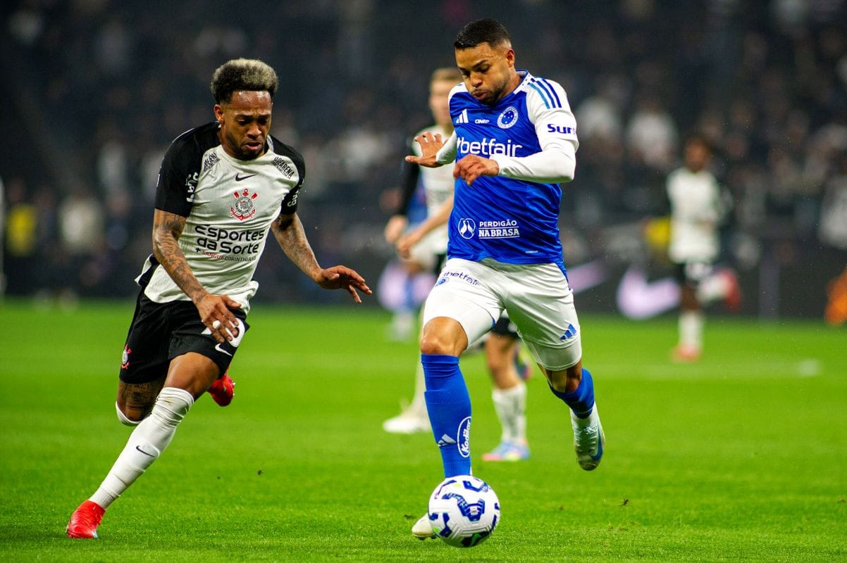 Cruzeiro mantém liderança do Brasileirão com empate em 0 a 0 contra o Corinthians