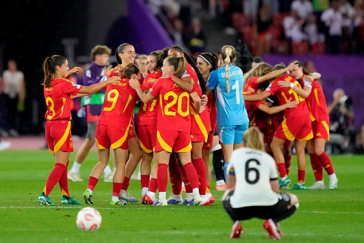 Eurocopa Feminina: Espanha faz história e chega à final pela primeira vez ao eliminar a Alemanha