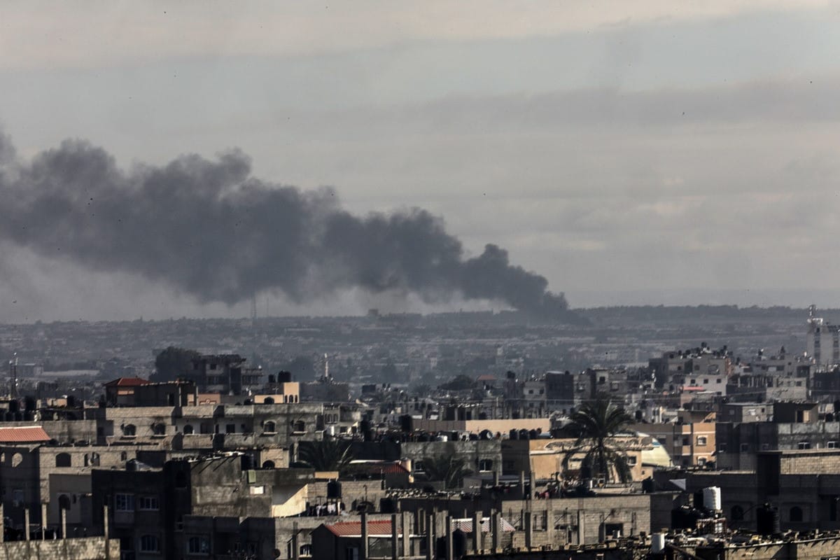 Guerra em Gaza: Reino Unido e 24 Países Solicitam Fim Imediato do Conflito