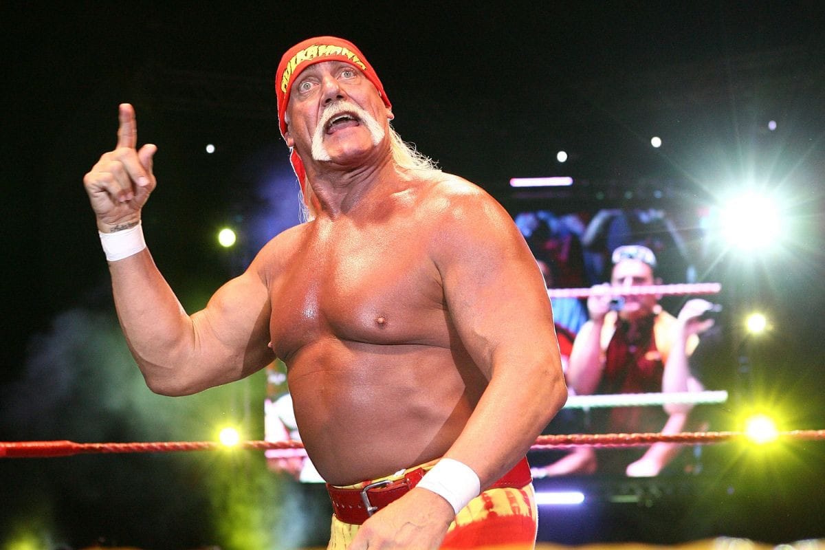 Hulk Hogan: Socorristas Tentaram Reviver Lenda do Wrestling por 30 Minutos