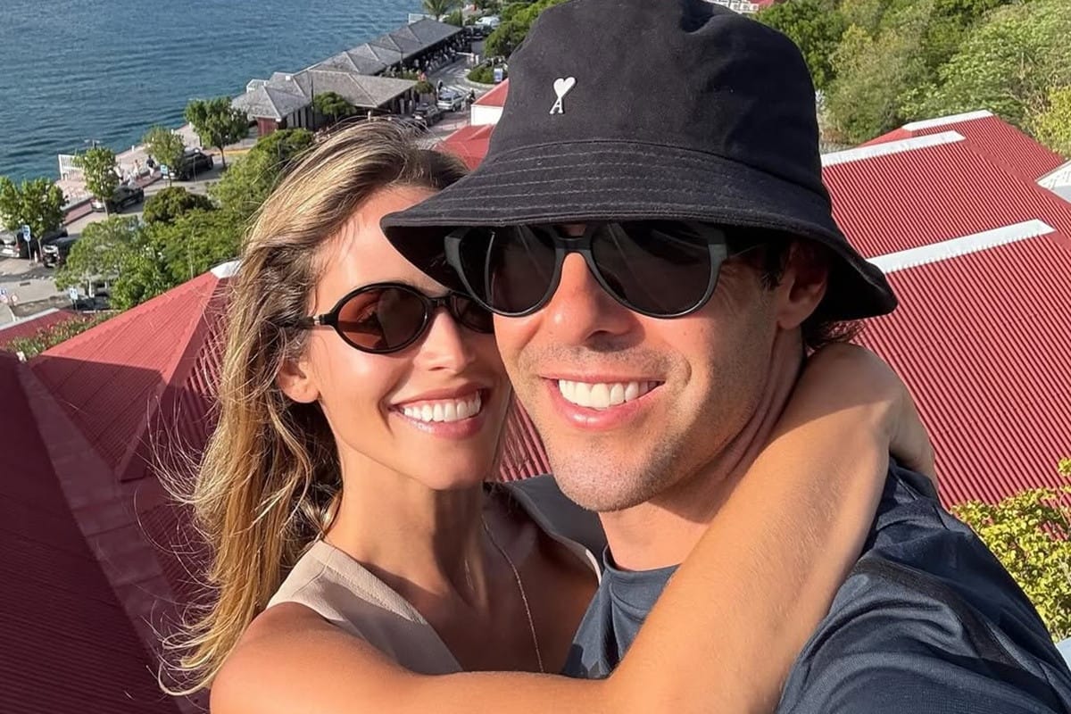 Kaká: ex-jogador vira meme nas redes após foto com a esposa Carol Leite