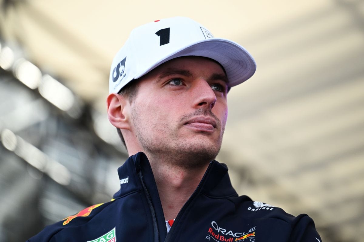 Max Verstappen Confirma Permanência na Red Bull para 2026, Diz Consultor da Equipe