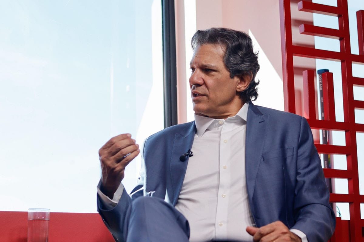 Oposição precisa atuar com responsabilidade, afirma Haddad em crítica ao papel político