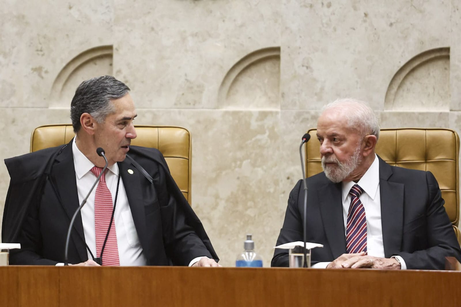 Sanções Trump: Lula Convida Ministros do STF para Reunião Estratégica no Alvorada