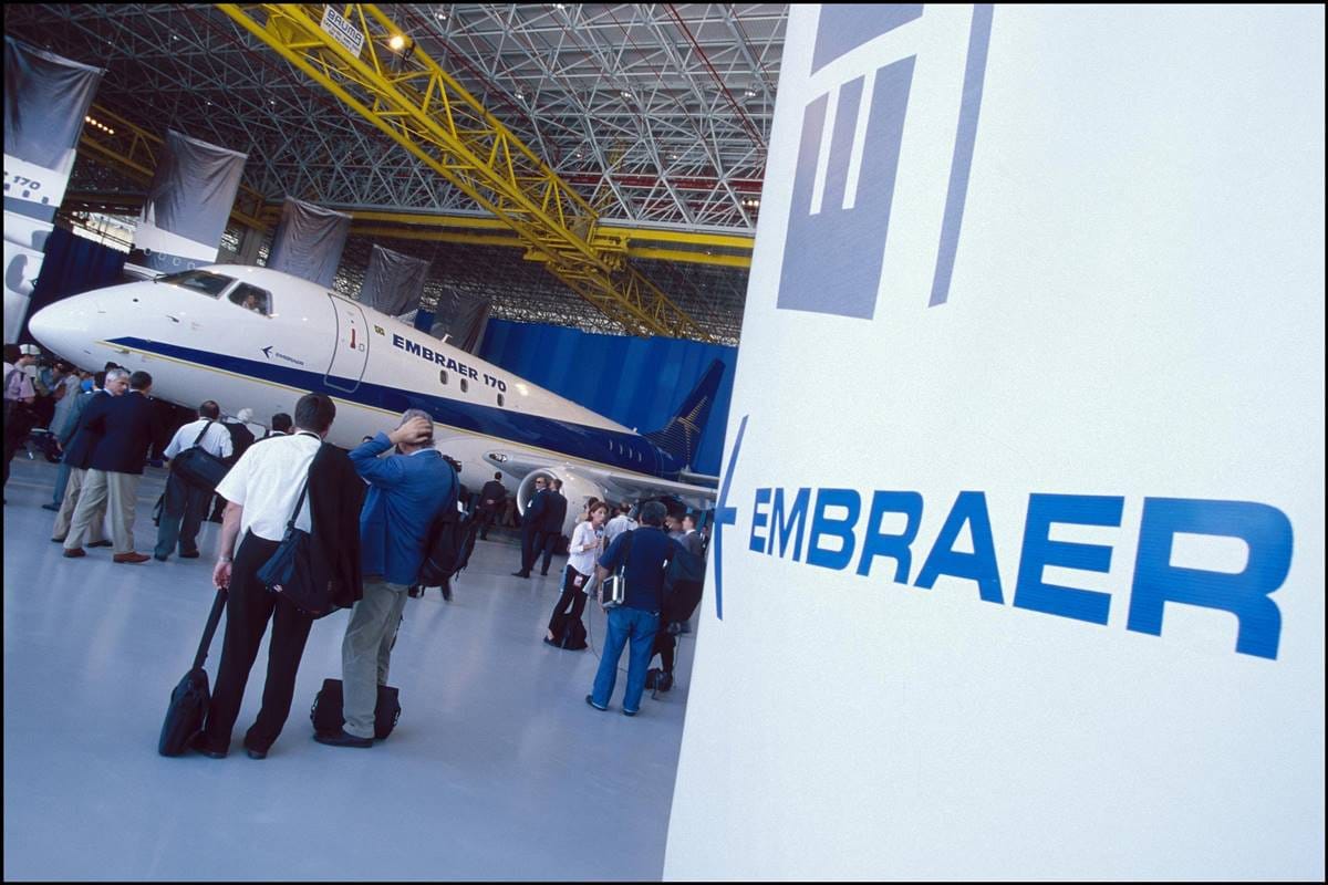 SkyWest contesta tarifa de 50% sobre jatos da Embraer e avalia adiar entregas