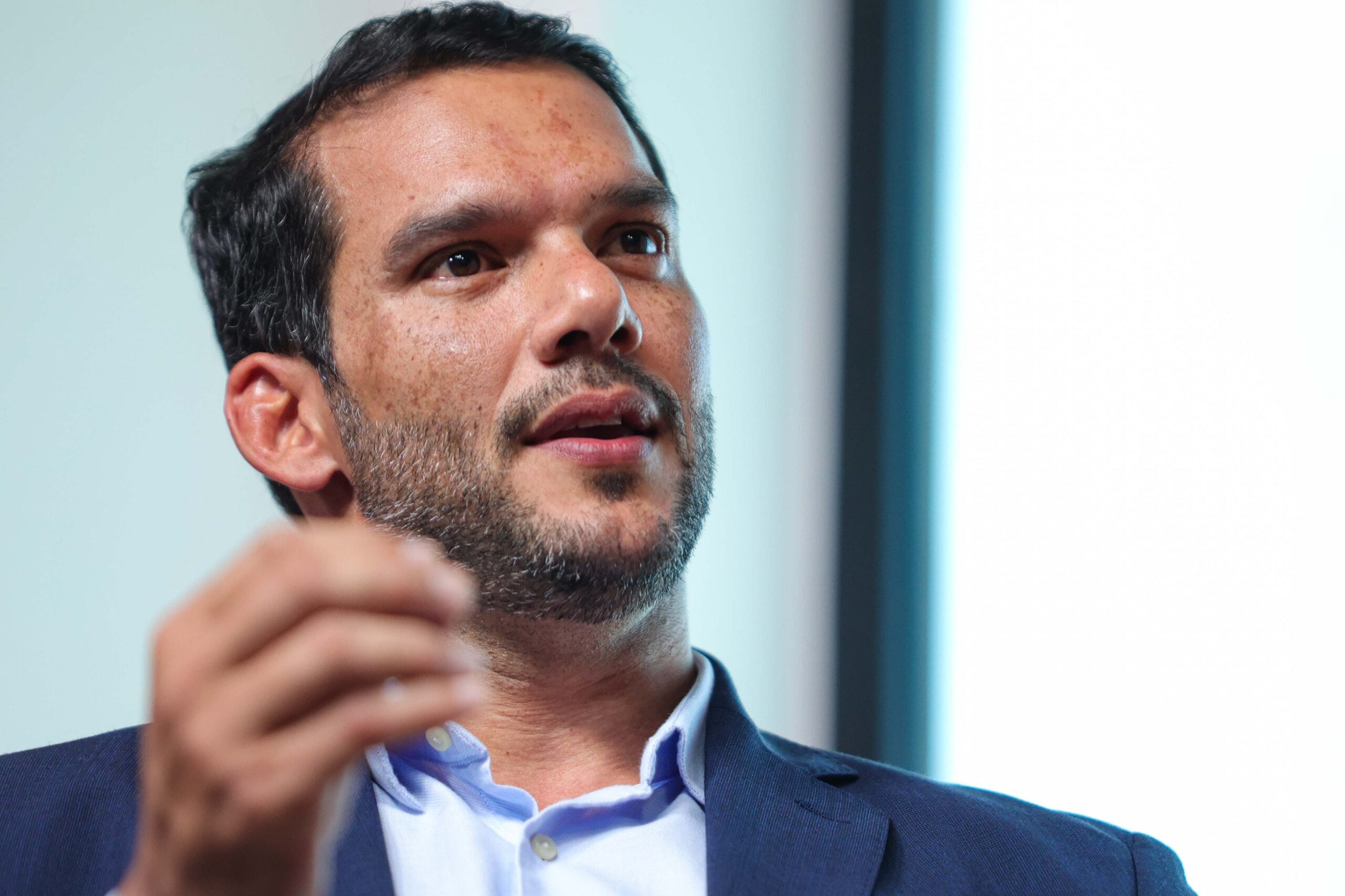 Suspensão de Investigações: Justiça Eleitoral de Roraima Dá Geraldo Provisória contra CBF
