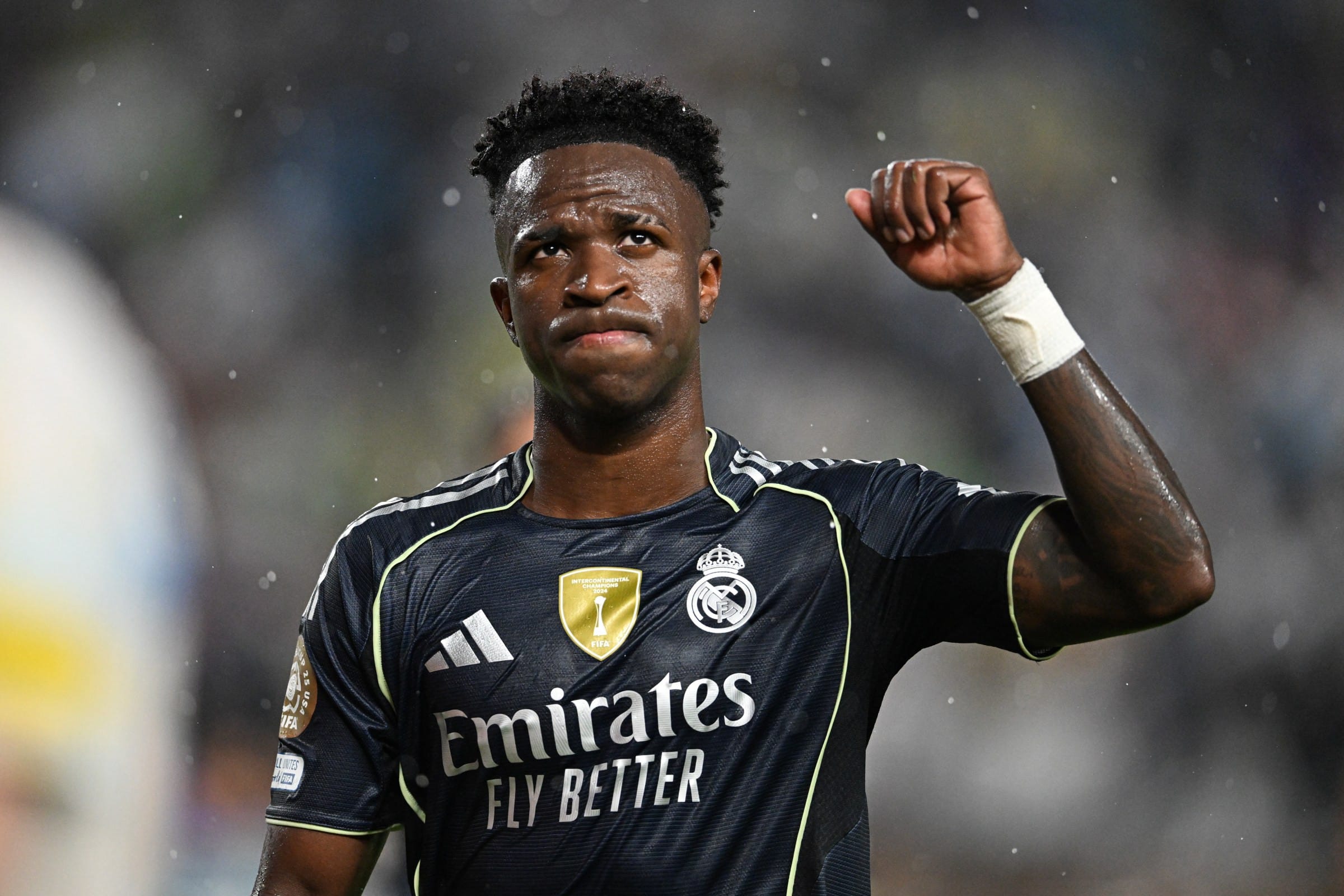 Vini Jr.: Análise Detalhada Sobre Sua Situação no Real Madrid e o Contrato