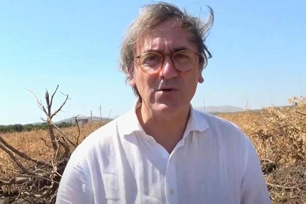 Zambelli: Deputado Italiano Revela Motivo por Trás da Entrega à Polícia