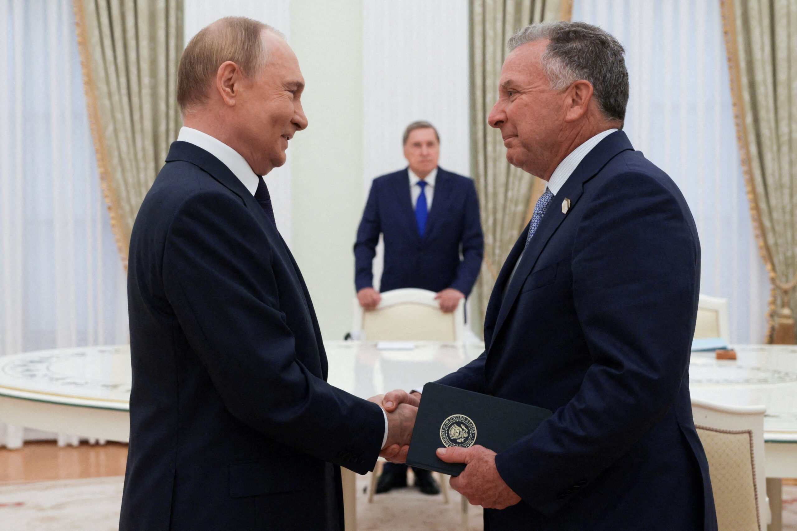 Análise: Encontro Entre Putin e Emissário de Trump é ‘Construtivo’ Antes do Ultimato, Segundo Assessores