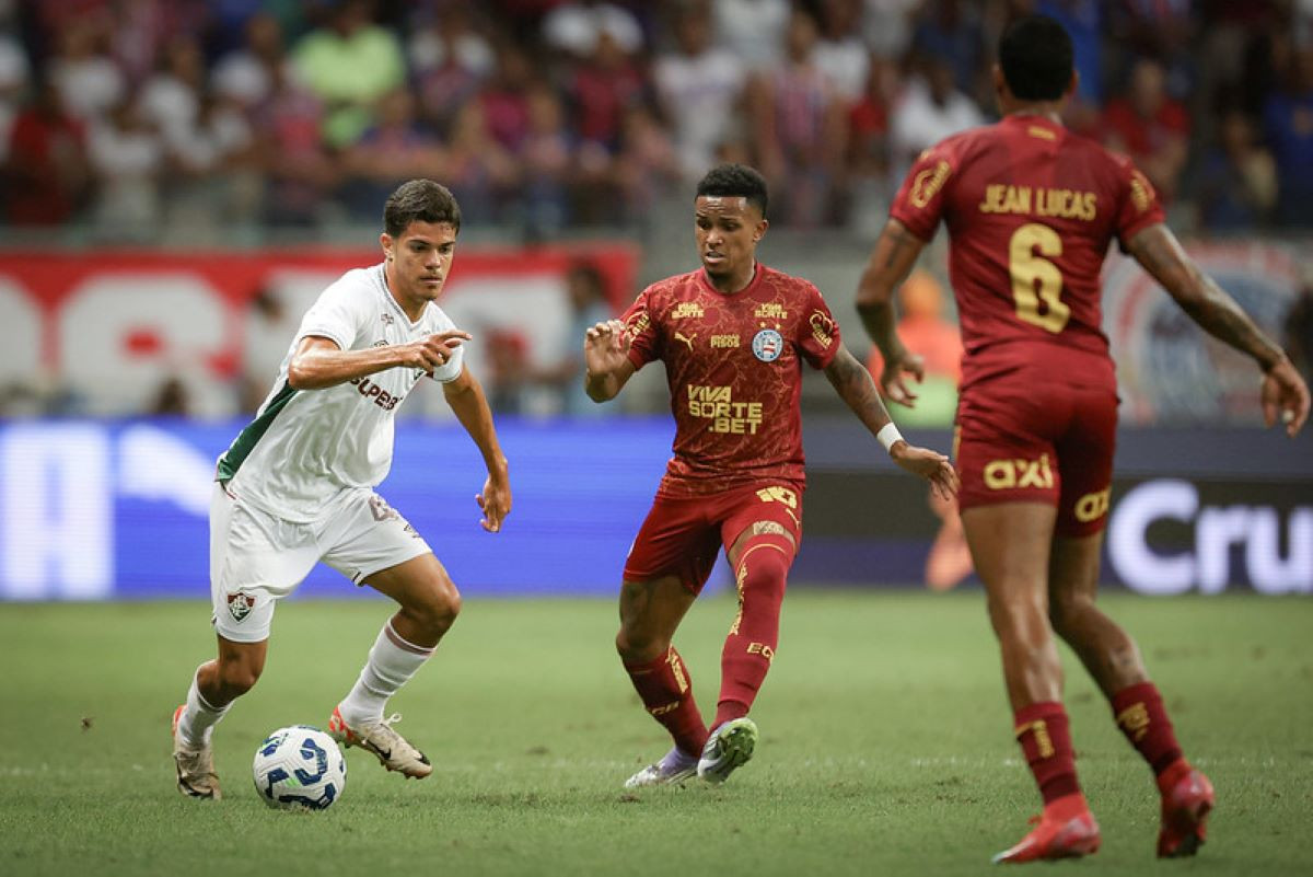 Brasileirão: Bahia e Fluminense Empatam em Dramático 6×6 – Análise Detalhada da Competição