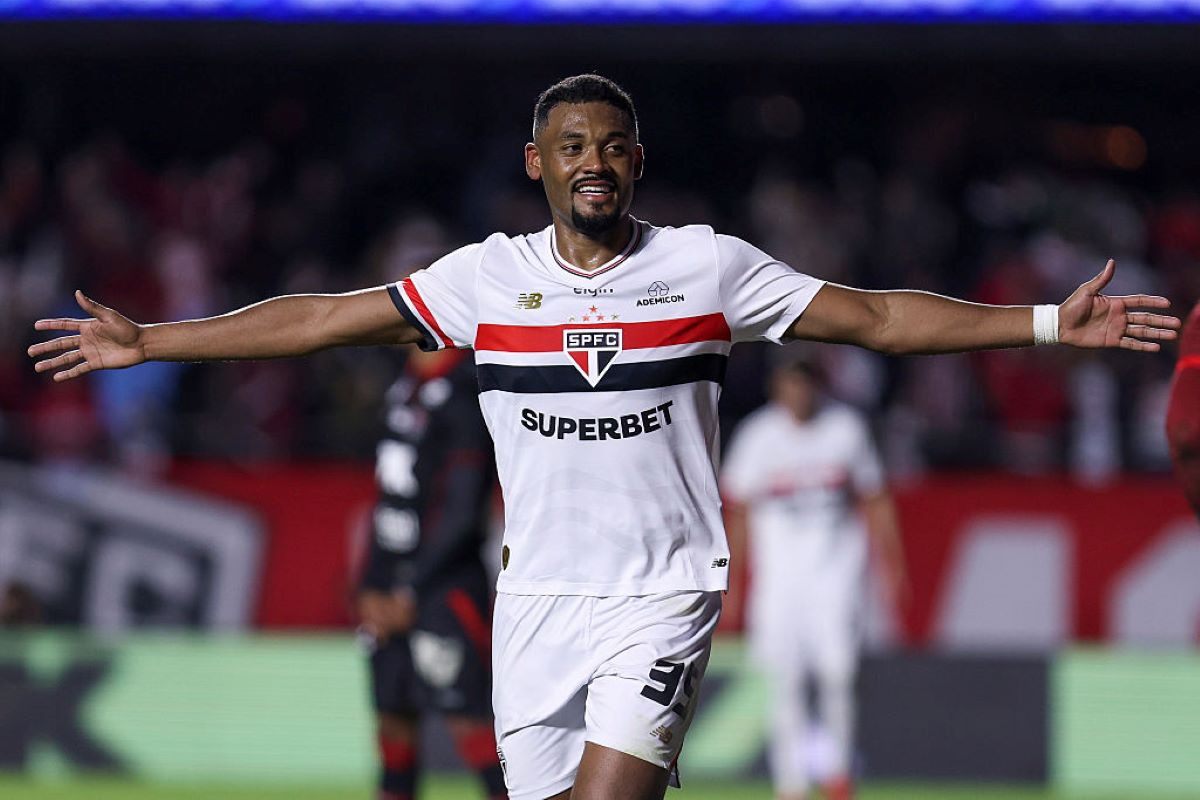 Brasileirão – São Paulo bate Vitória e mantém boa sequência