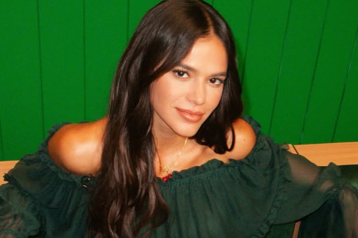 Bruna Marquezine: Ex-Namorado Presente em Festa de Aniversário