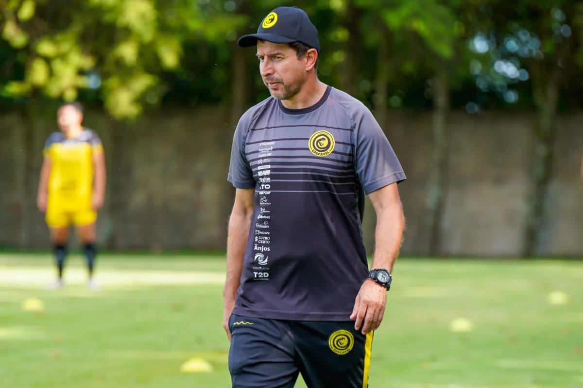 D Série: Treinador demitido após derrota na ida da 2ª fase – Análise Crítica