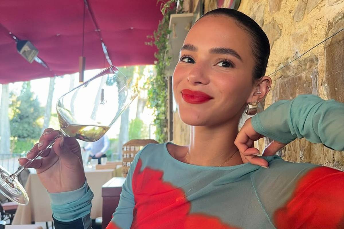 Festa de 30 anos Bruna Marquezine: A Grandiosa Celebração em Ilha Privada