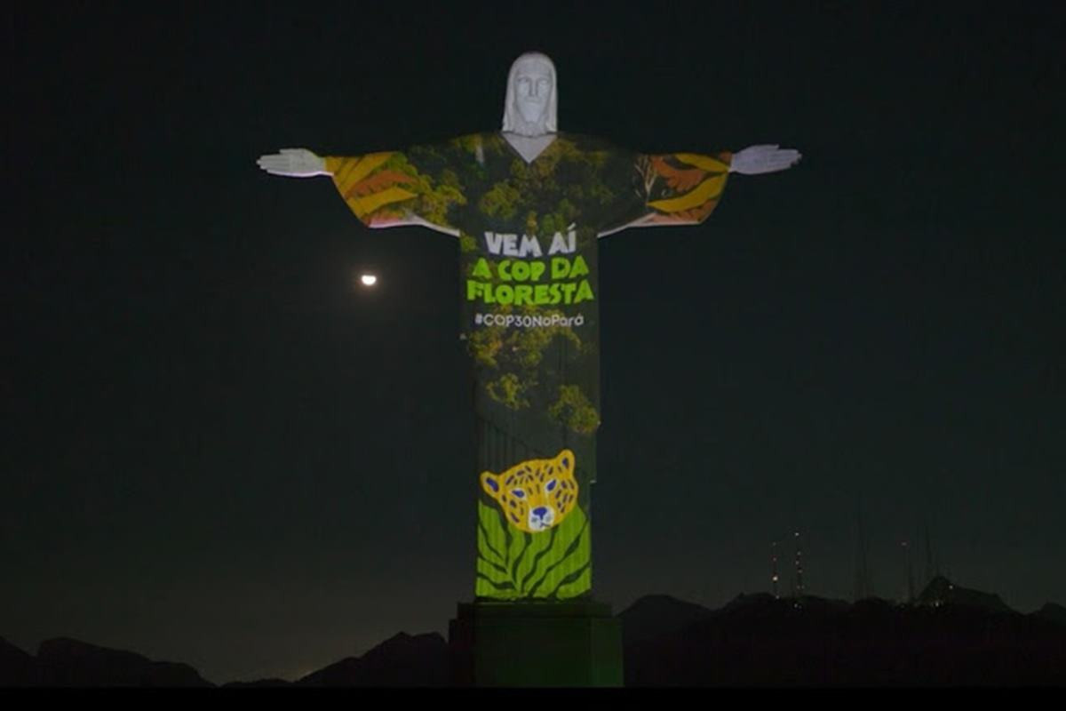 Iluminação Cristo Redentor: Celebra 100 Dias Até a COP30 com Imagens Ecológicas
