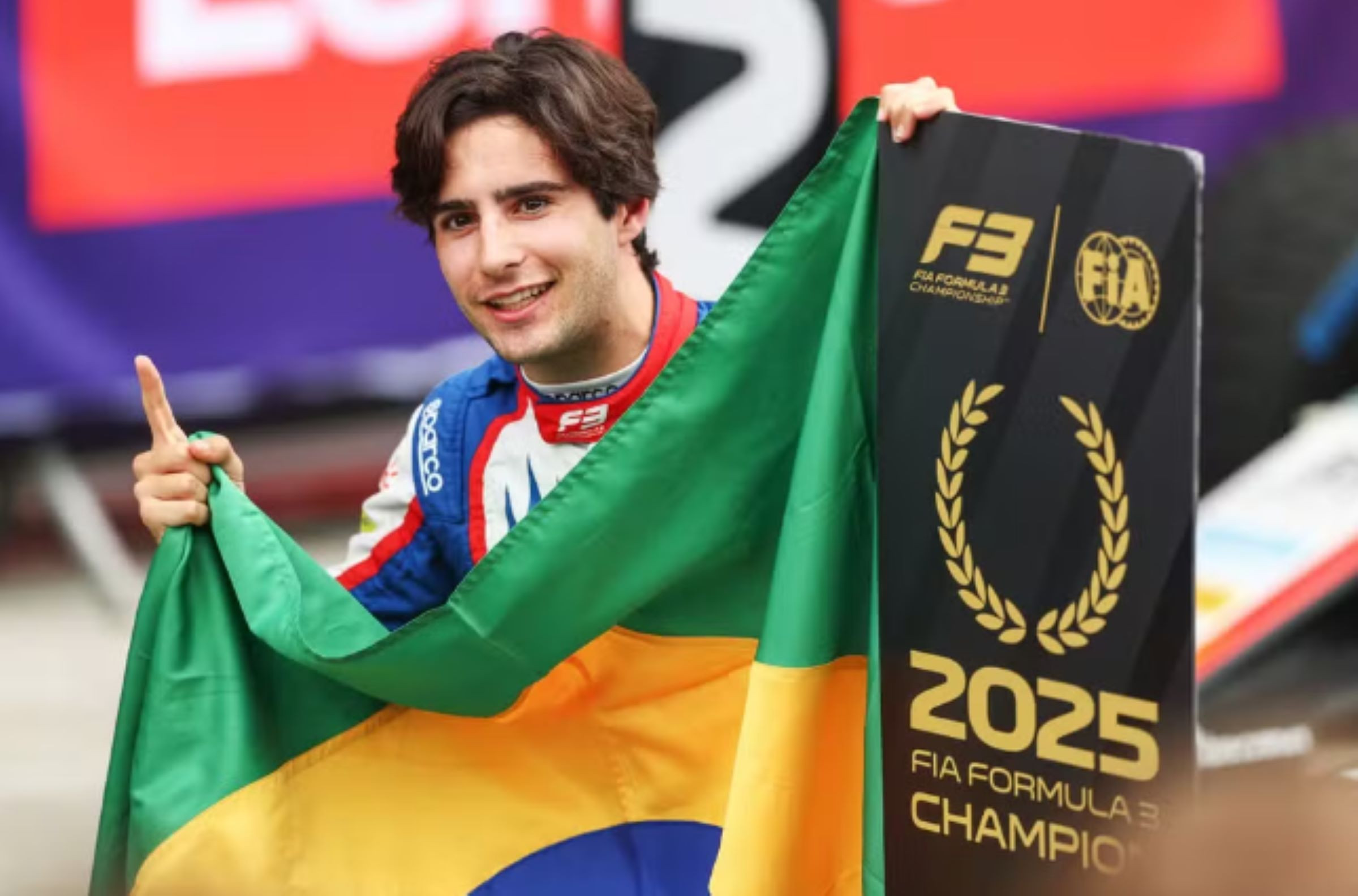 Piloto da Sauber Rafael Câmara Vence na Hungria e É Campeão da F3