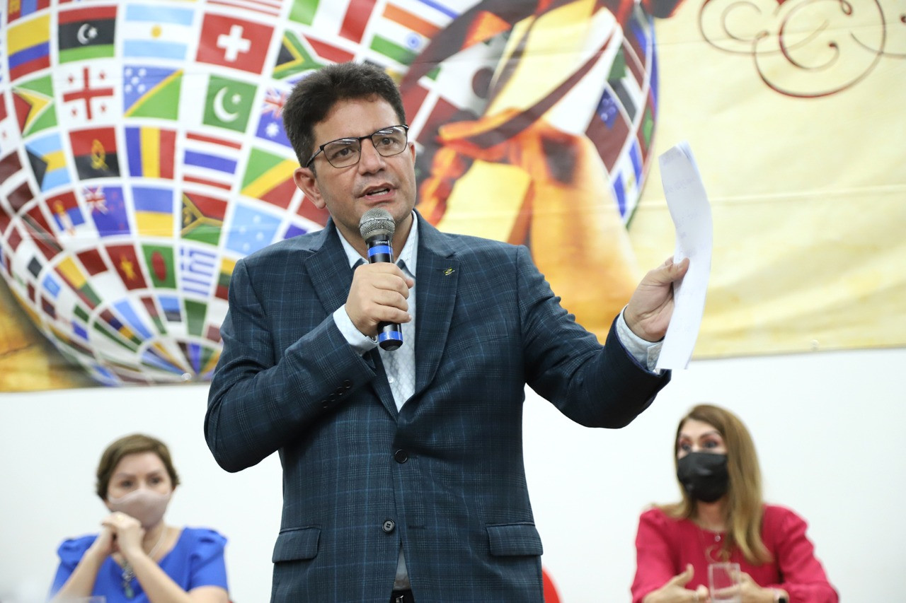 STJ Julga Ação Contra Gladson Cameli: A Investigação Continua