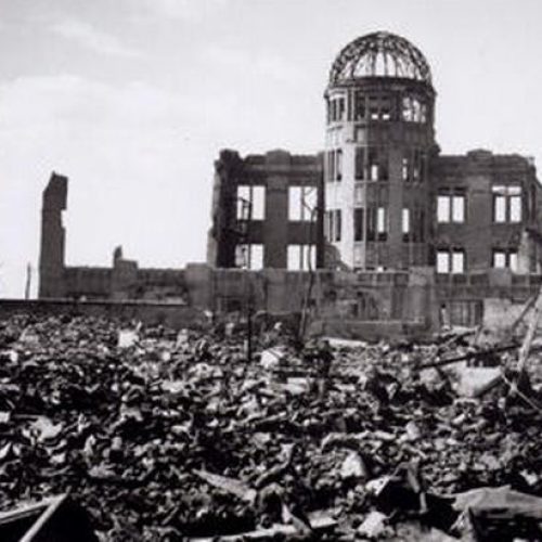 80 Anos após Hiroshima: A Tragédia das Armasy a Nova Corrida Nuclear