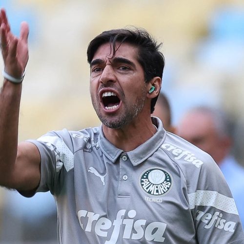 Abel Ferreira Palmeiras: Técnico Abandona Coletiva após Empate, Reafirmando Autoridade