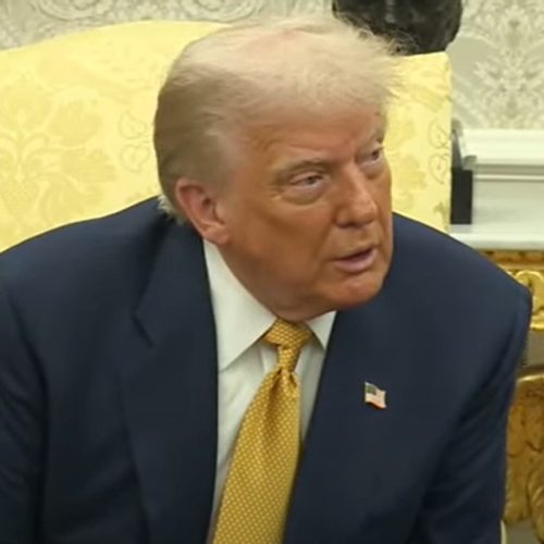 Abuso de Poder: Senadores Denunciam Trump por Uso Ilegal da Economia para Beneficiar Aliados