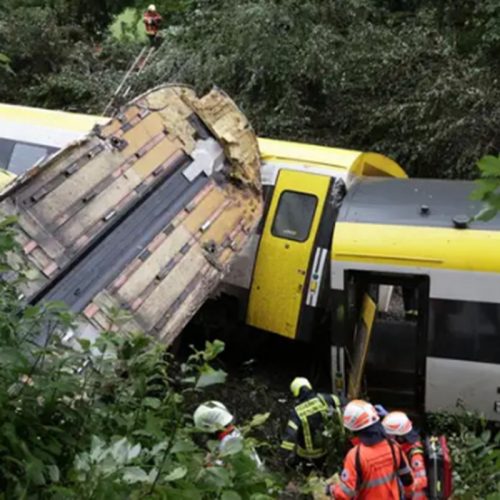 Acidente de Trem na Alemanha Deixa Três Mortos e Causa Alerta em Transporte Ferroviário