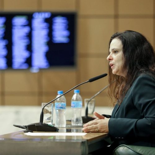 Alerta de Janaina Paschoal: A Crise da Diplomacia Brasileira sob Lula