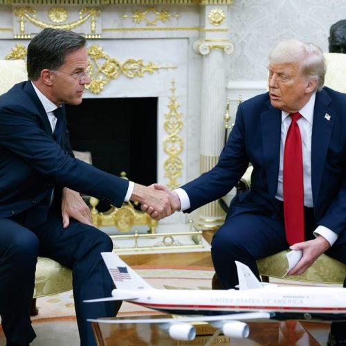 Am coordinates: Trump Am coordinates Aumentar Impostos Sobre Rússia