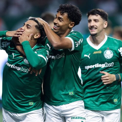 Brasileirão: Palmeiras vence Grêmio com gol de Facundo Torres e pressiona líder Cruzeiro