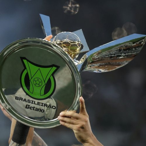 Campeonato Brasileiro: 12 Jogos Atrasados No Fim do Primeiro Turno
