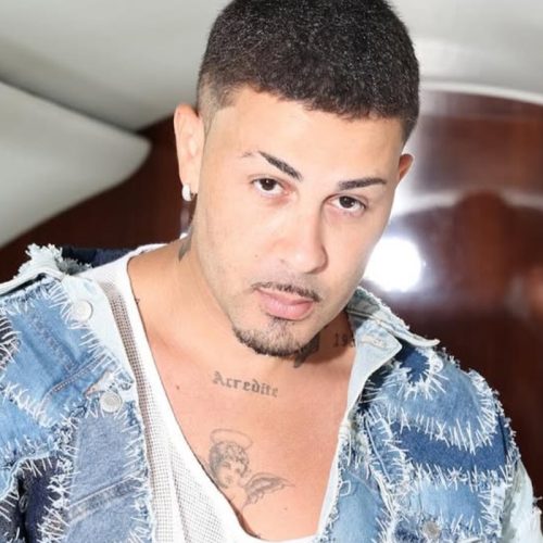 Carlinhos Maia se Pronuncia sobre Rumores de Virada à Heterossexualidade