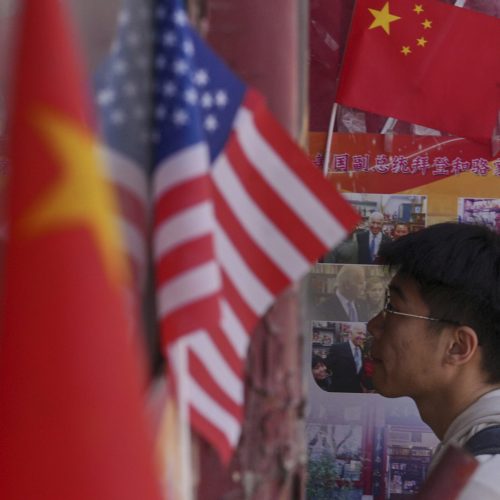 China Pressiona EUA para Relaxar Controles de Exportação de Chips