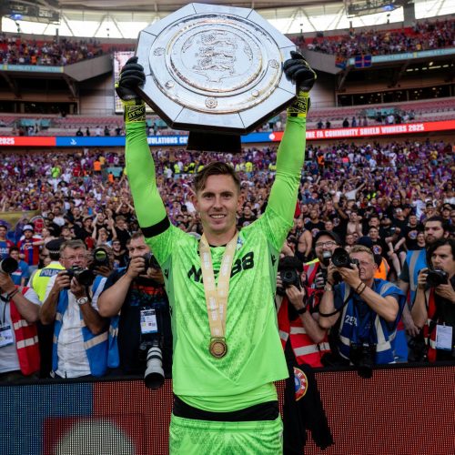 Crystal Palace conquista a Supercopa da Inglaterra em drama de pênaltis
