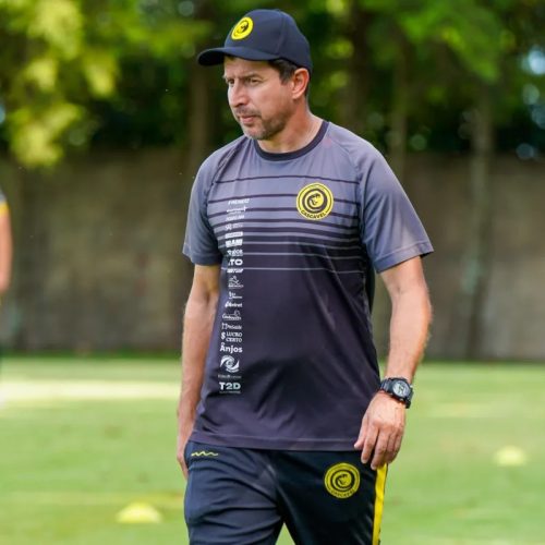D Série: Treinador demitido após derrota na ida da 2ª fase – Análise Crítica