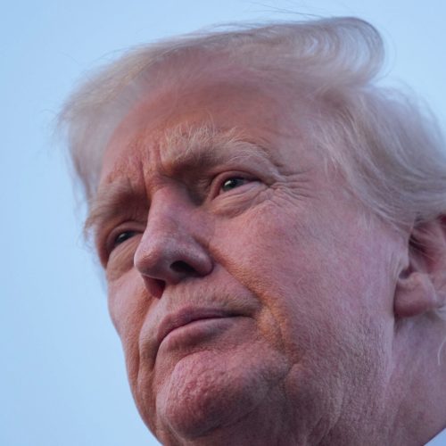 Donald Trump: Possível Conflito entre Anúncio de Não Reeleição e a Constituição Americana