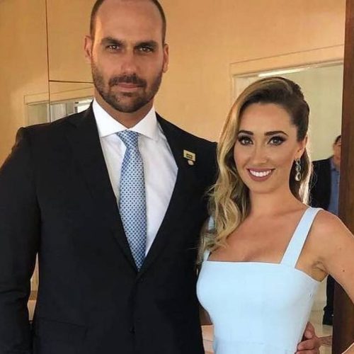 Eduardo Bolsonaro Denuncia Bloqueio de Contas da Esposa e Critica Alexandre de Moraes