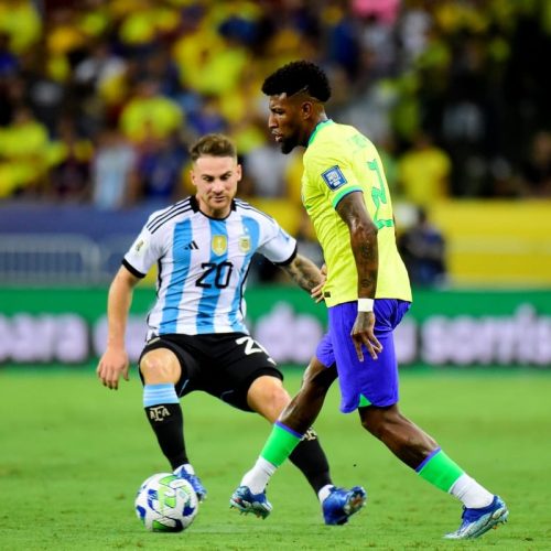 Emerson Royal mira retorno à Seleção Brasileira após apresentação no Flamengo