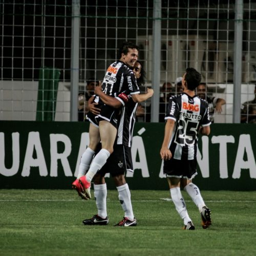 ex-jogador Atlético MG Netflix: Série sobre o Tricampeonato Mundial