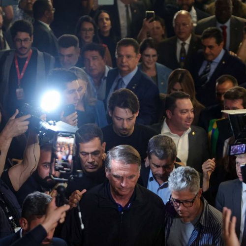 Grupos de Trabalho do PL: Nova Frente de Defesa Após Reunião de Deputados