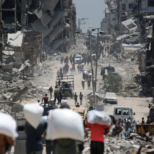 Hamas Revela Vídeo de Refém Israelense Cavando Própria Cova