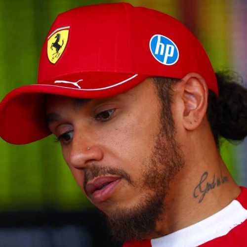 Hamilton é Criticado por Ex-Ferrari em Comentário Polêmico