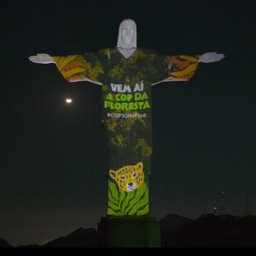 Iluminação Cristo Redentor: Celebra 100 Dias Até a COP30 com Imagens Ecológicas
