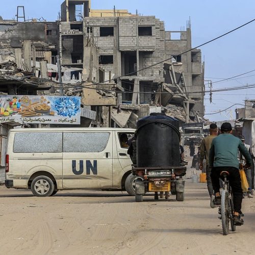 Jornalistas da AFP na Faixa de Gaza Enfrentam Risco Extremo de Fome e Insegurança