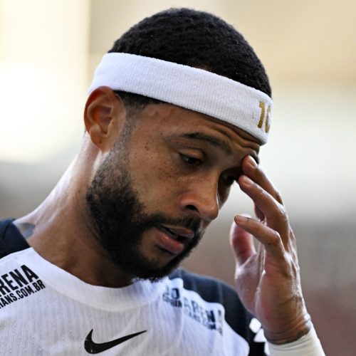 Lesões de Carrillo e Depay: Desfalque Decisivo para o Corinthians após Derby do Paulista