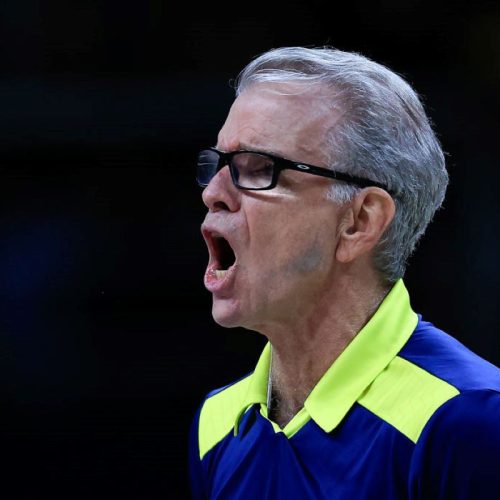 Liga das Nações: Brasil lidera e enfrenta China nas quartas de final sob comando de Bernardinho
