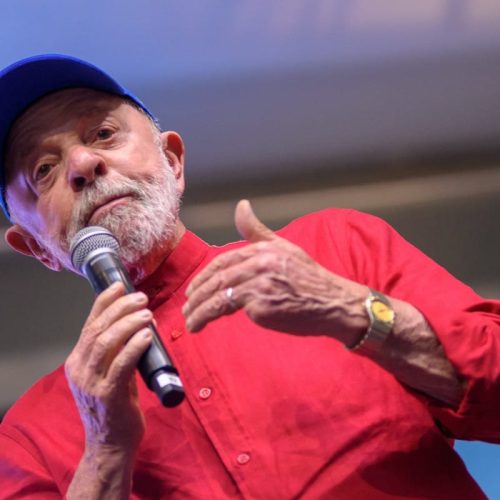 Lula Assina Carta: O Compromisso com a Democracia Sempre será Mantido